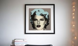 バンクシー　Banksy ケイトモス　WCP 限定　supreme バンクシー ケイトモス WCP版シルクスクリーン額入りリ