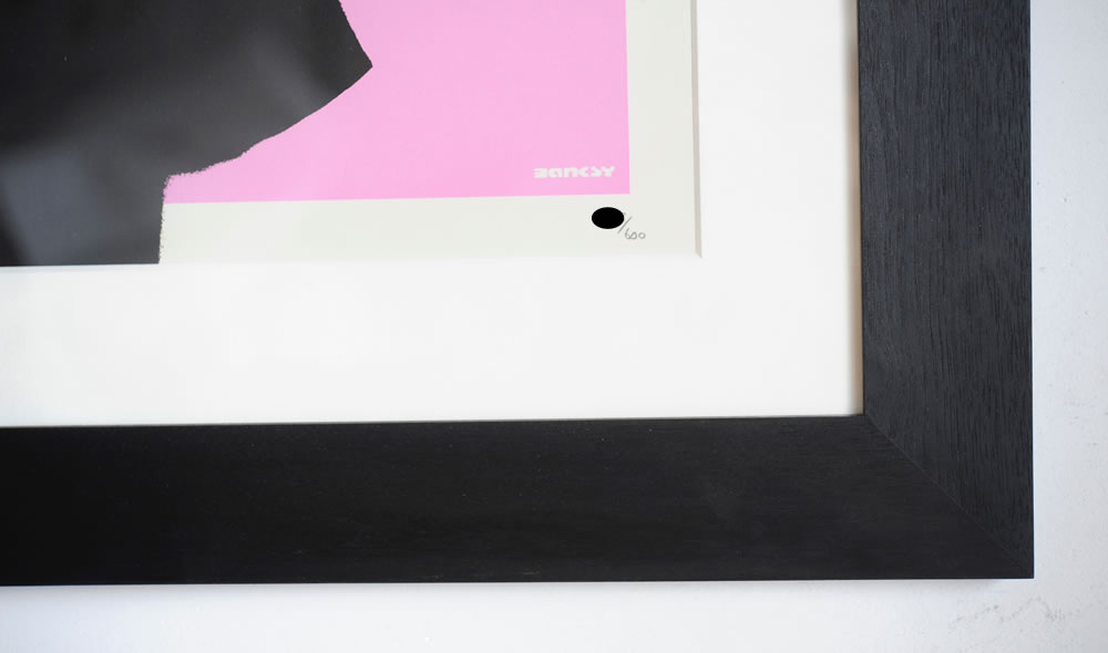 バンクシー（Banksy） -Bomb Hugger（サイン入り）を販売 ー NOISEKING