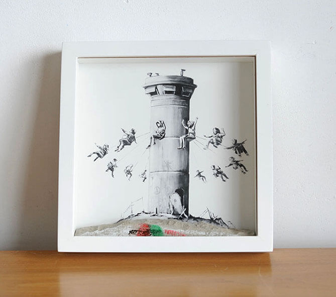 banksy バンクシー  walled off hotel BOX set