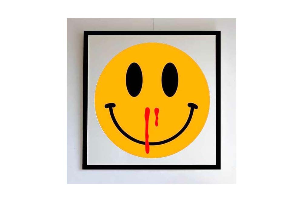 Banksyが得意なスマイルフェイスをMADSAKIはこのように表現 ー