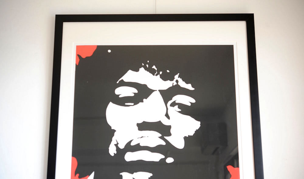 Jimi Hendrix - Redをフレーム/額縁「Eternity Black（ツヤなし）」で