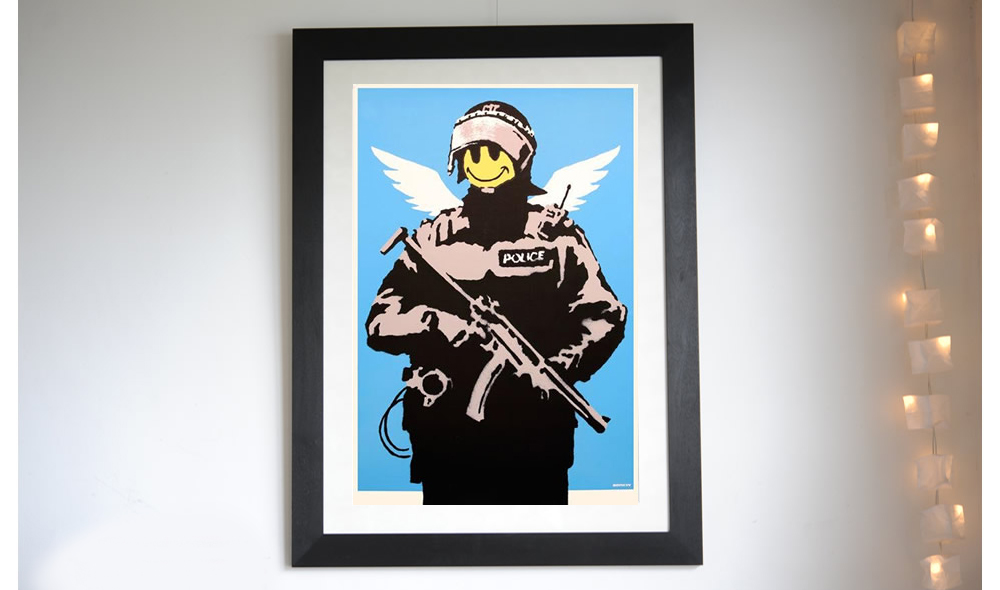 Banksy（バンクシー） - Flying Copper 販売 ー NOISEKING ノイズ 