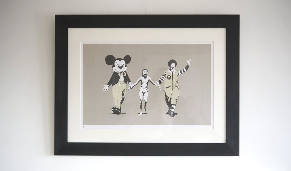バンクシー　ミッキー　マクドナルド　風刺画　50×70cm インテリア バンクシー ミッキー マクドナルド 風刺画 50×70cm インテリアの