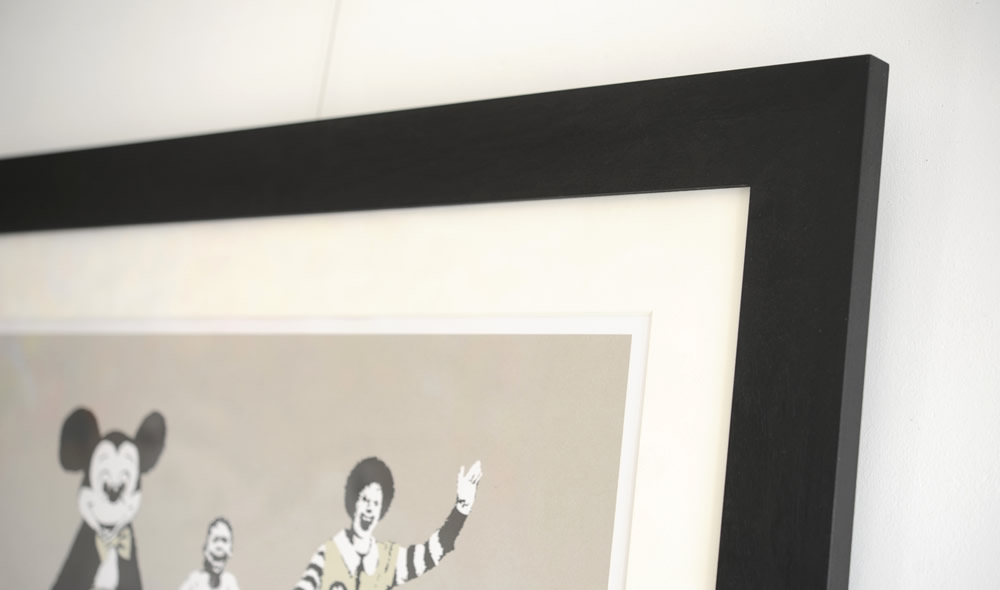 Banksy（バンクシー） -Napalm Pest ControlのCOA付き作品を販売 ー