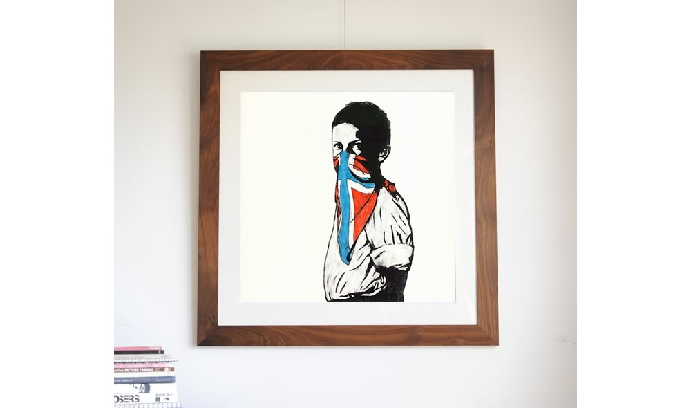 DOLK 新作「Vandal」 クマのプーさん、キティに続く3度目のRIOTの登場